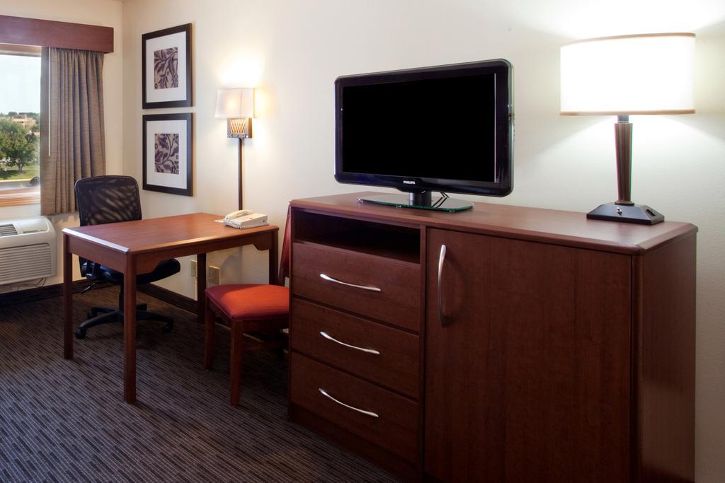Americinn By Wyndham Algona Номер фото